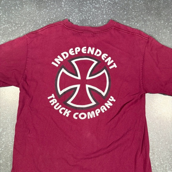 INDEPENDENT TRUCK COMPANY - Men's T-shirt Size Medium - Picture 8 of 10